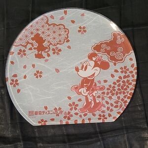 Vintage Disney Minnie Mouse Glass Plate From Tokyo Disneyland